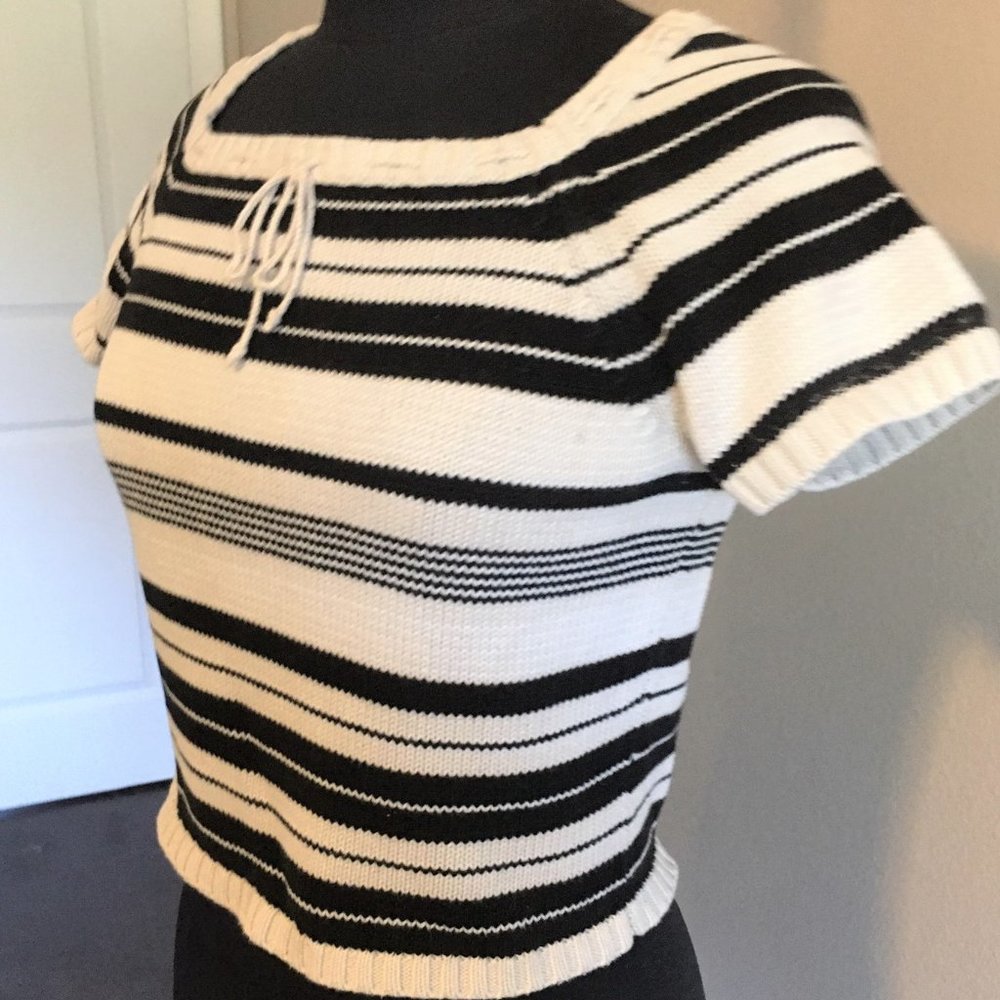 100% cotton short-sleeved sweater